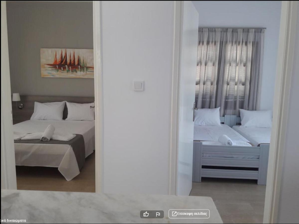 Merida Apartments Mola Kalyva Bagian luar foto
